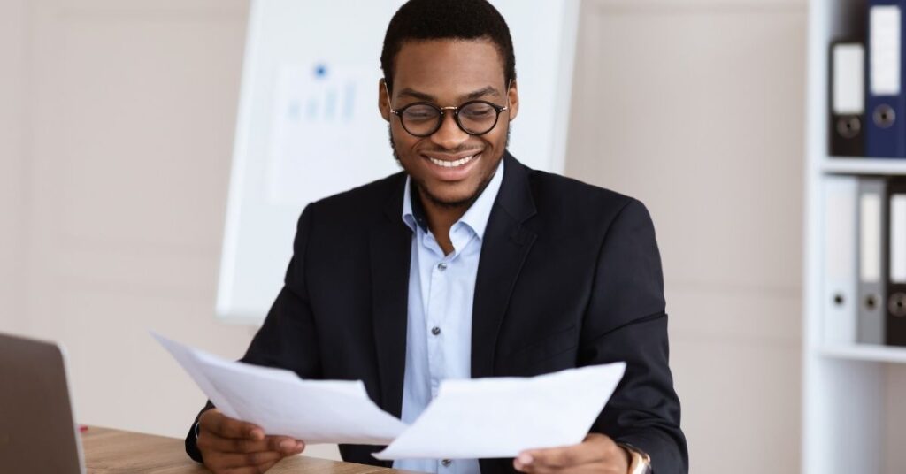 Como a Crowd se compara com a Marfin para freelancers?