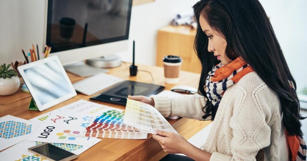 Como um designer faz para receber propostas de jobs na plataforma Crowd?