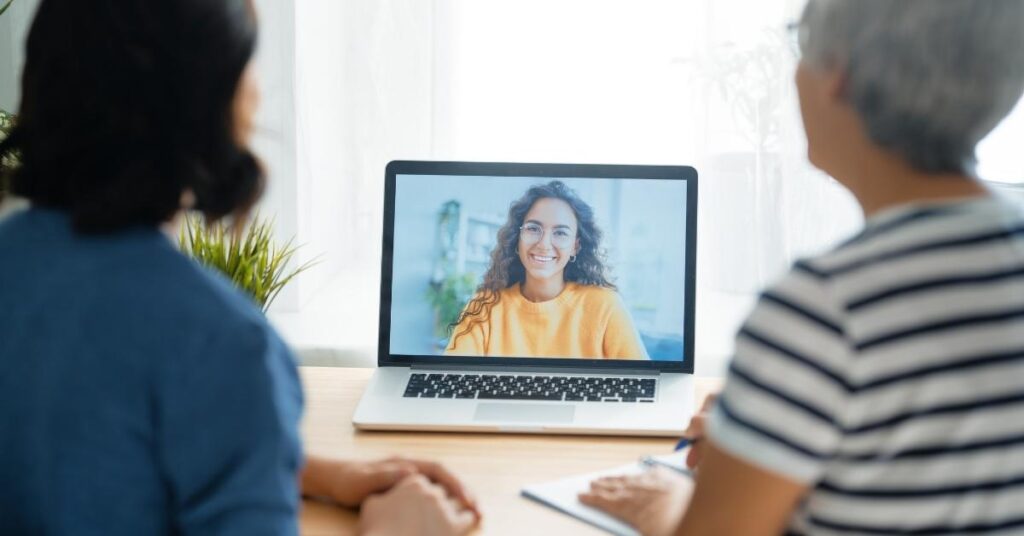 Por que contratar profissionais remotos freelancers