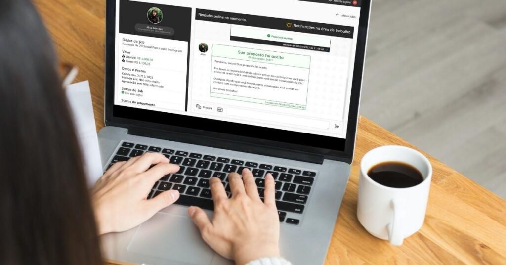 Minha proposta foi aceita pelo cliente na plataforma. O que acontece depois disso?